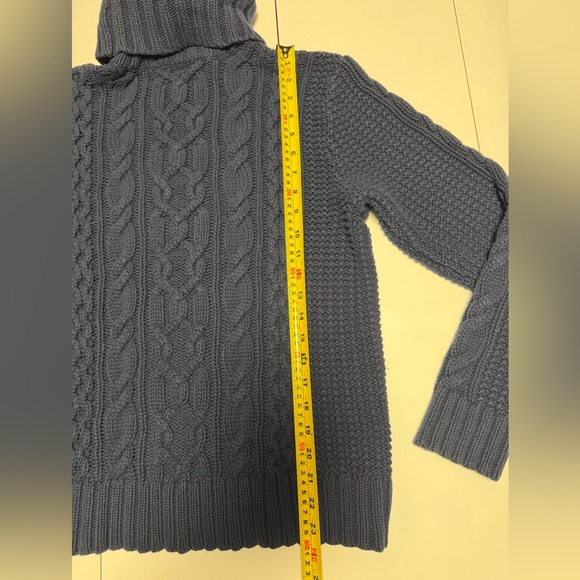 Ralph Lauren navy cable knit turtleneck sweater - Picture 4 of 6